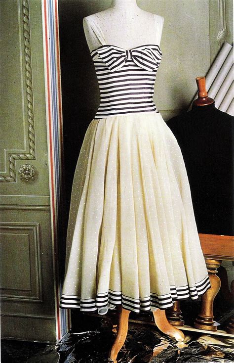 chanel dress vintage.